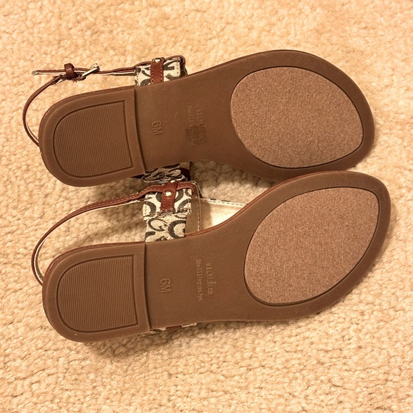 NIB G by Guess Women’s Lester Sandals Size 6M - Picture 6 of 10
